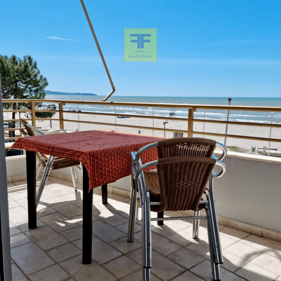 1 Apartament 2+1 me qera me pamje deti, Golem.