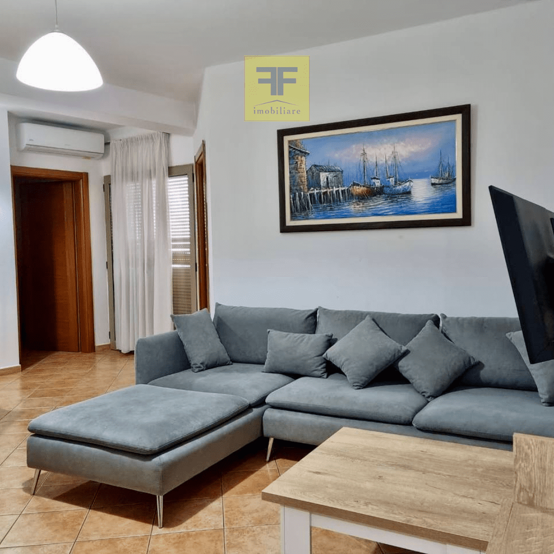 Apartament 2+1 me qera me pamje deti, Golem.