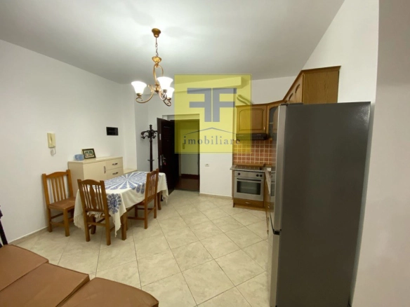 Apartament 2+1 per qera, Rruga Elbasanit, Tirane.