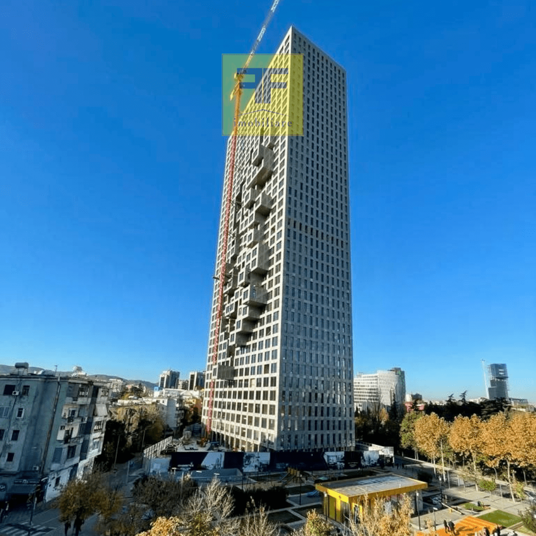 Jepet ambjent për qera te Rruga e Elbasanit!