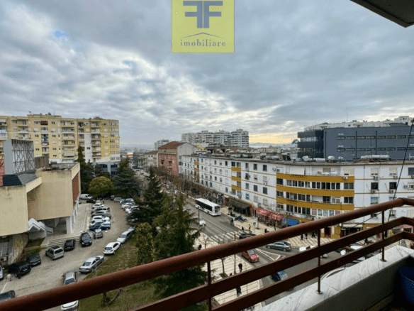 Apartament 1+1 me qera ne Qender, Durres.