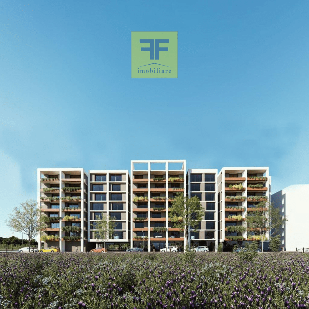 Apartamente per shitje prane Hotel Premium, Golem