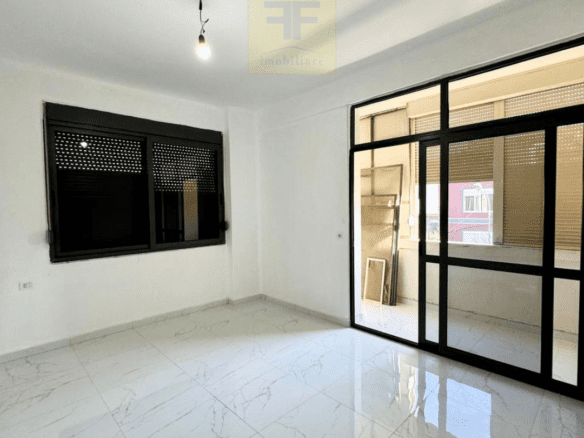 Jepet apartament 2+1 me qira, te Spitalit Rajonal, Durres!  