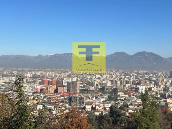 Toke per shitje, Selite, Tirane.
