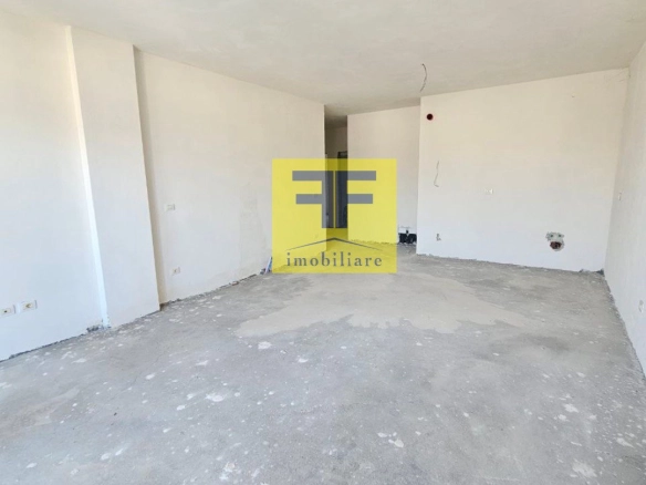 Apartament 3+1 per shitje, te Kopshti Zoologjik, Tirane.
