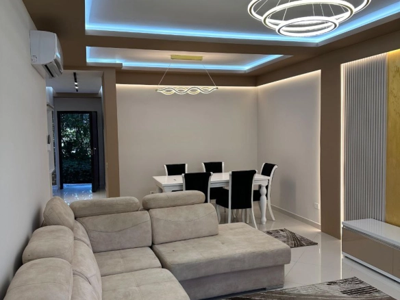 Dupleks 3+1 per qera, te Rezidenca Kodra e Diellit 1, Tirane.