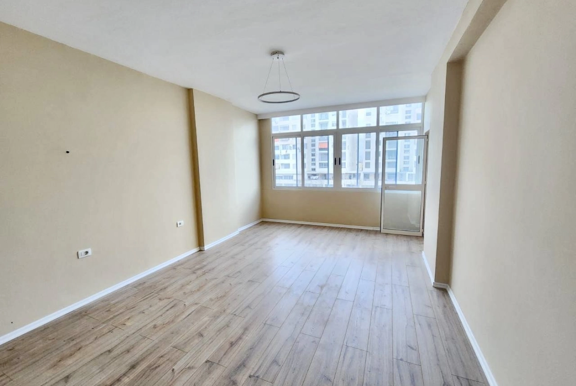 Apartament 1+1 per shitje tek URT, Durres