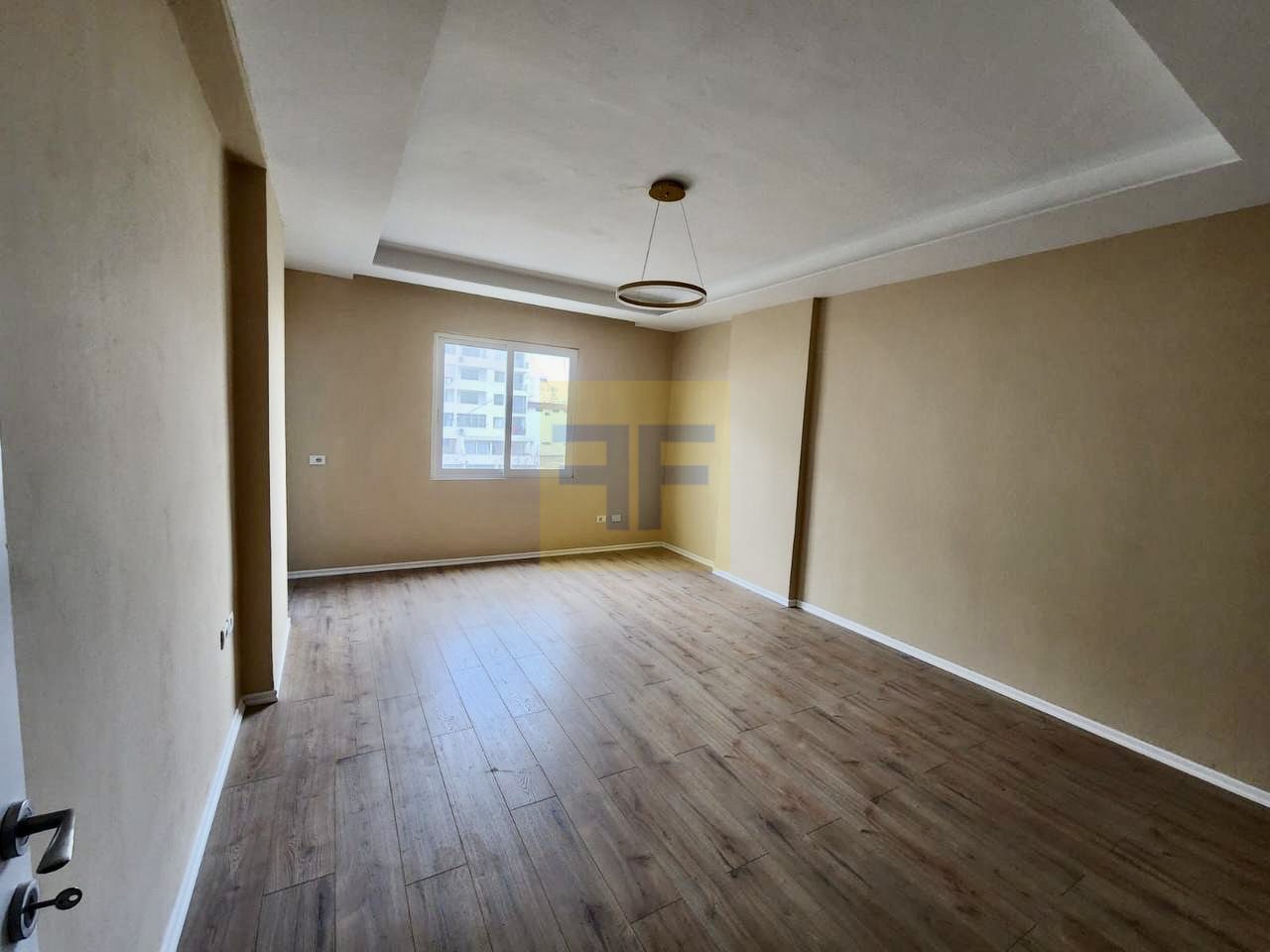 Apartament 1+1 per shitje tek URT, Durres