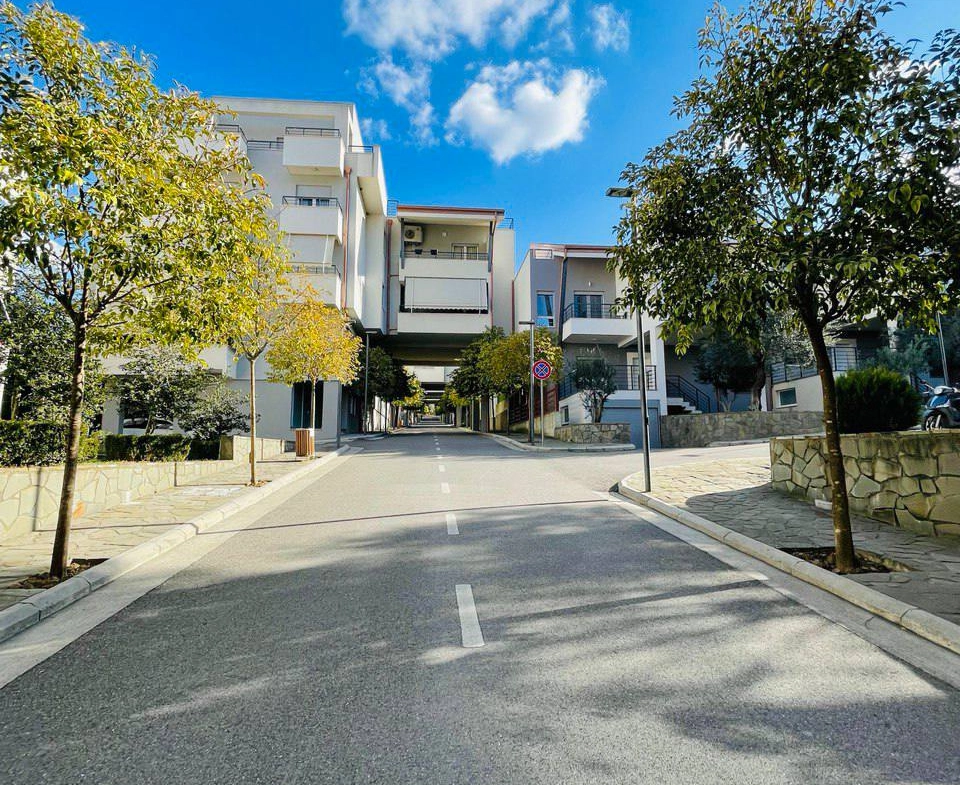 Vile per shitje, Sunrise Residence, Tirane.