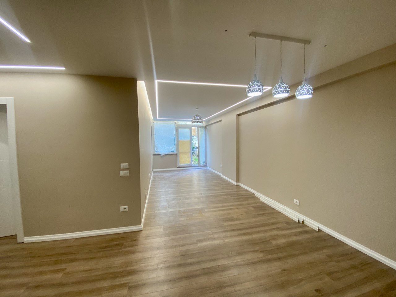 Apartament 3+1 per shitje prane Kopshtit Botanik, Tirane