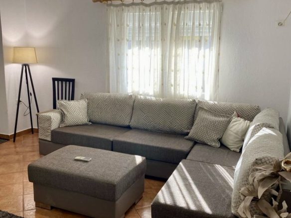 EKSKLUZIVE! APARTAMENT 1+1 PER SHITJE, BUZE RRUGES BARDHYL, TIRANE.