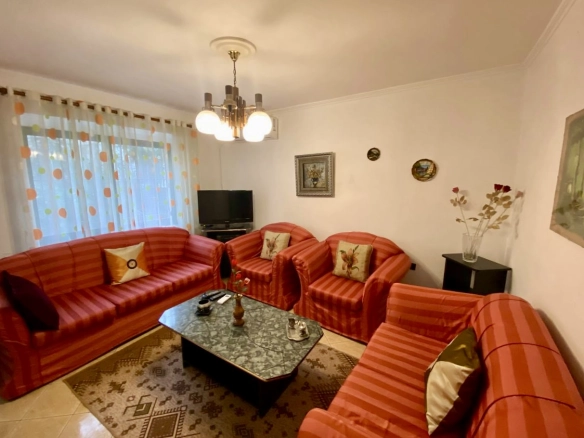 Apartament 2+1 me qera te rruga e Dibres, Tirane