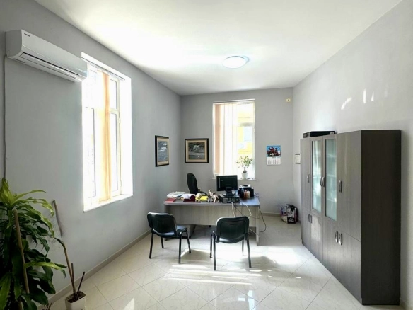 Zyre me qera prane Gjykates, Durres