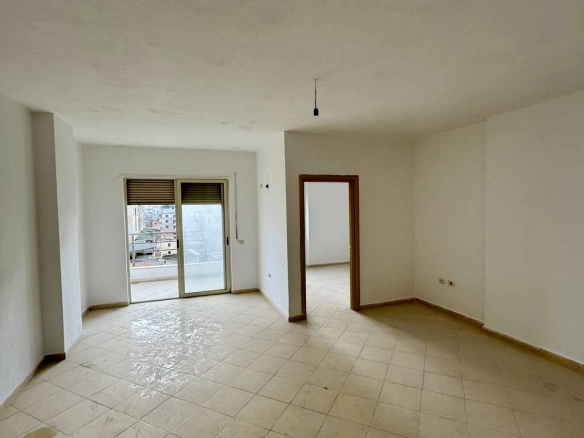 Apartament 1+1 per shitje ne Plazh , Durres