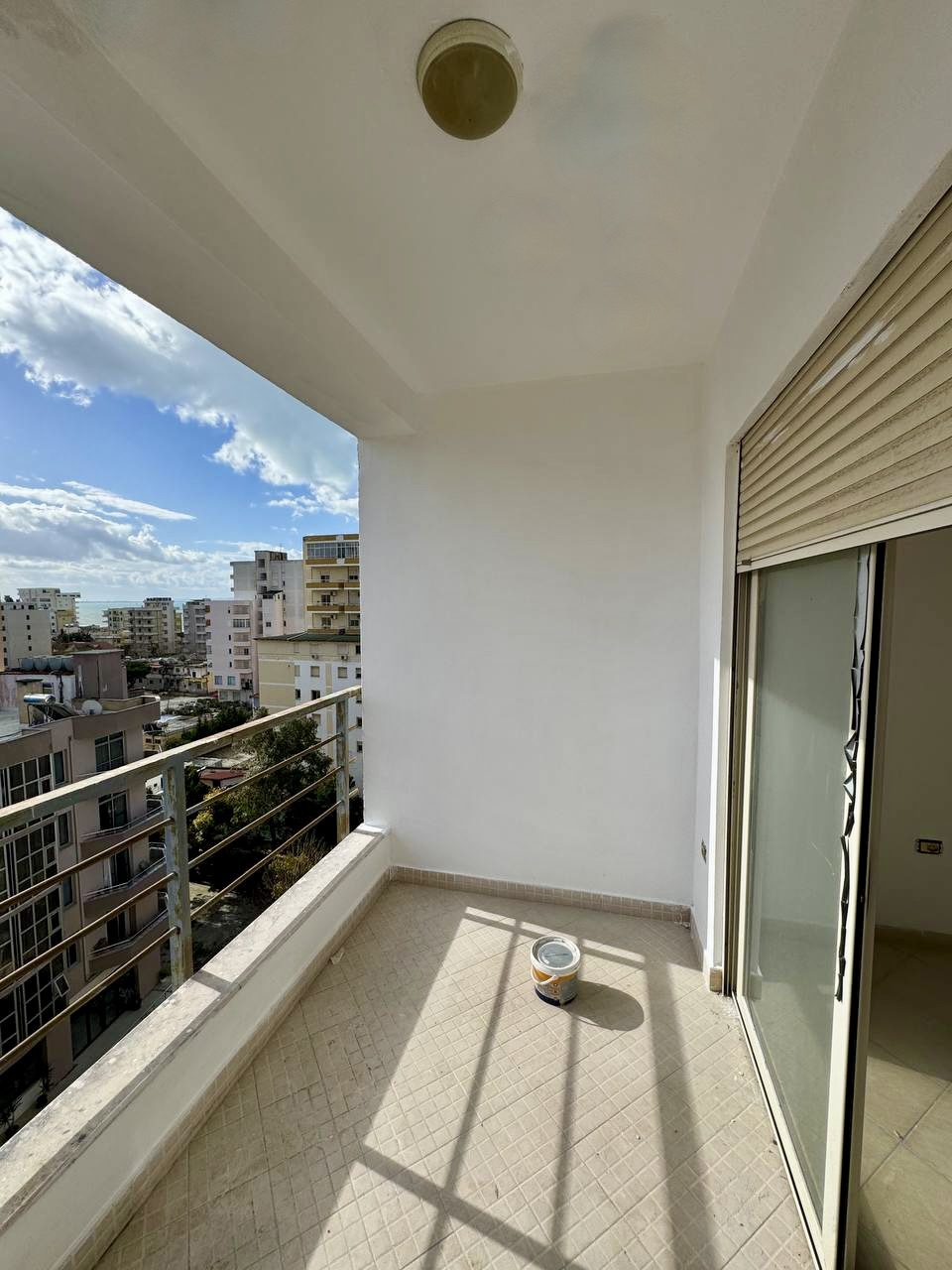 Apartament 1+1 per shitje ne Plazh , Durres