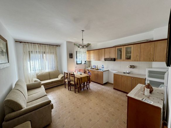 Apartament 1+1 per shitje ne Golem, Durres