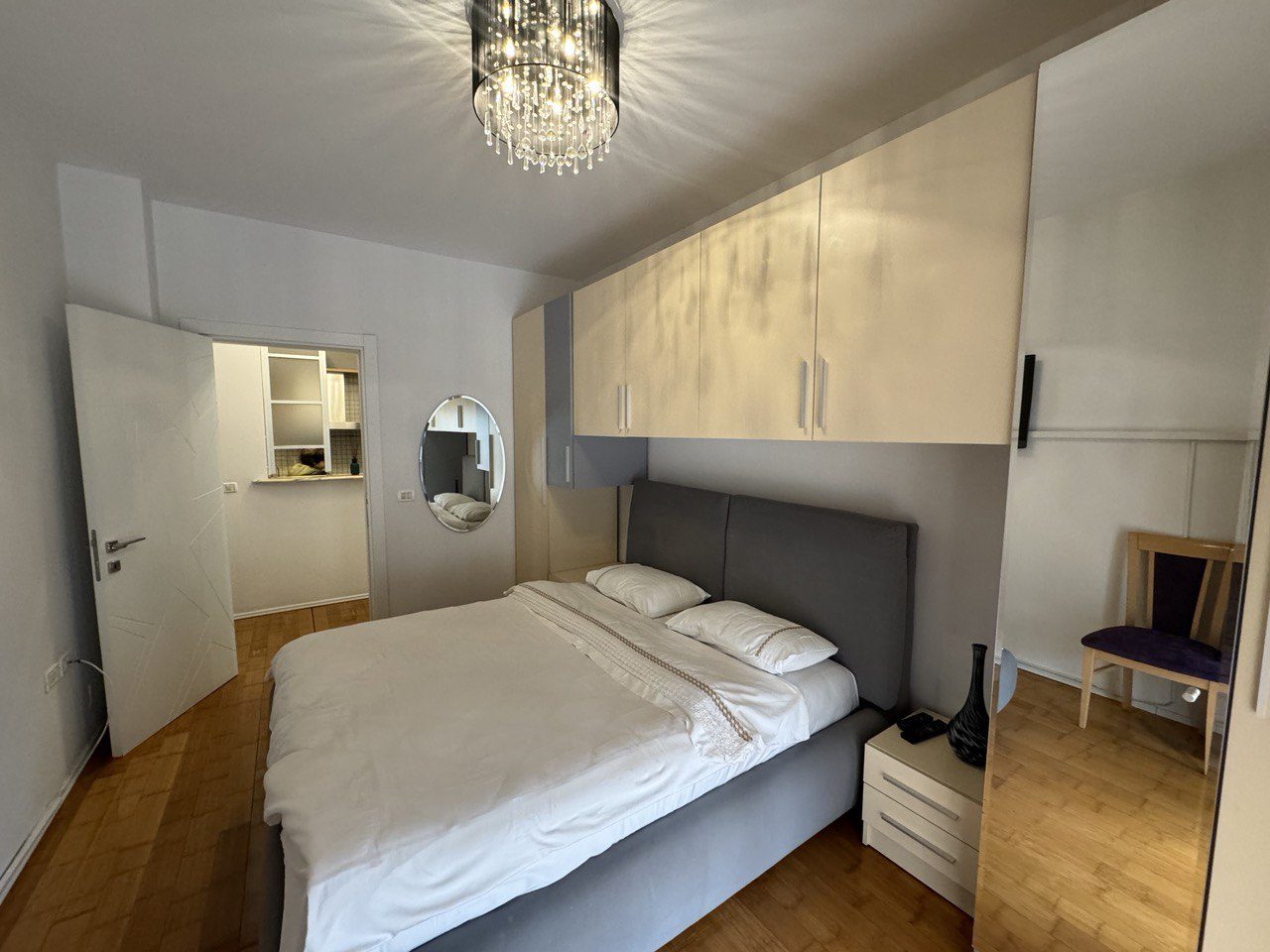 Apartament 1+1 per qera, prane RTSH, Tirane.