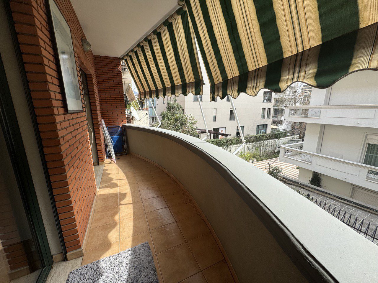 Apartament 1+1 per qera, prane RTSH, Tirane.