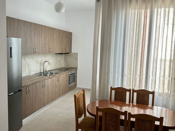Apartament 1+1 me qera te rruga Dibres, Tirane