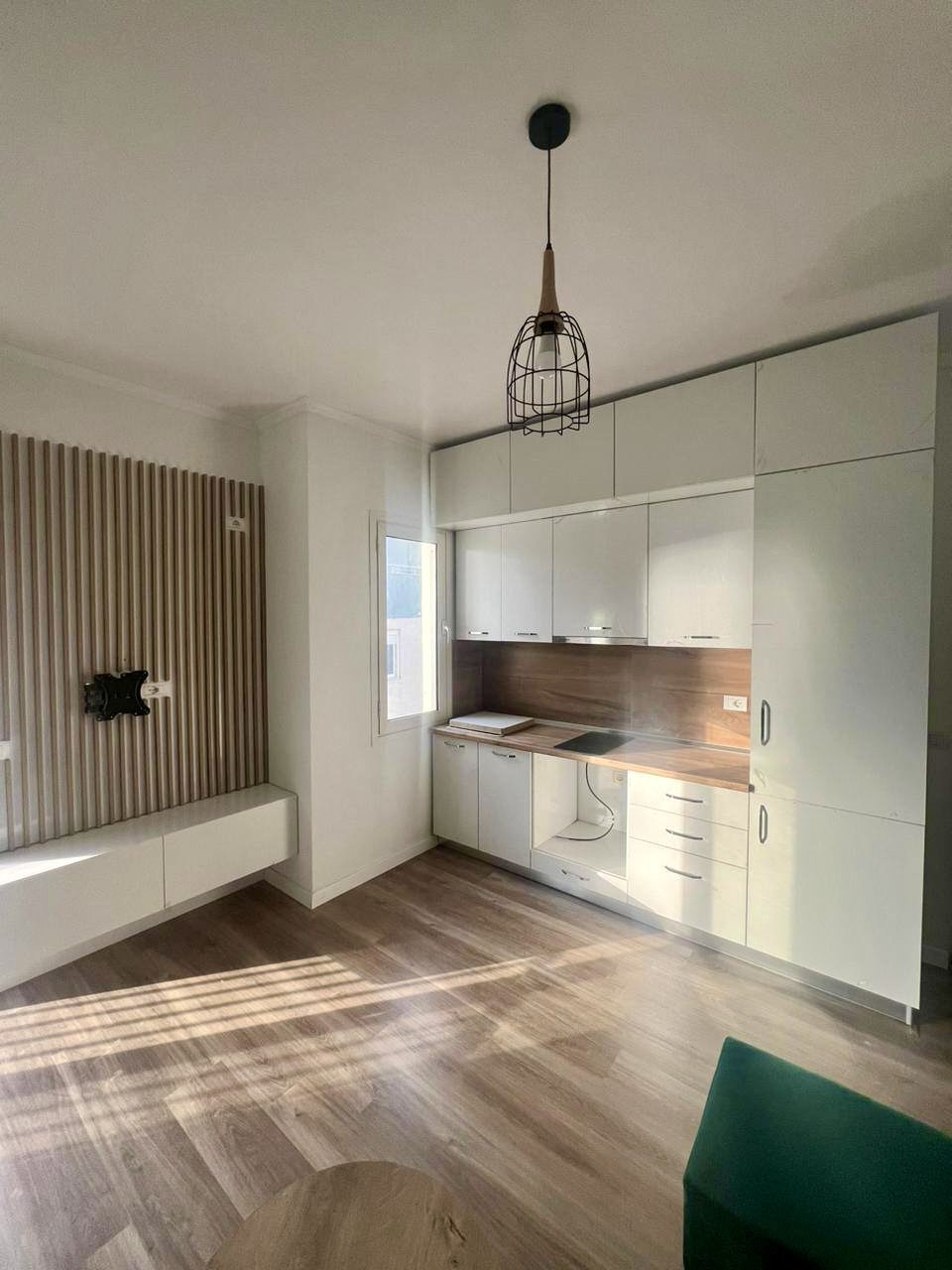 Apartament 1+1 per shitje prane Shkembit te Kavajes, Durres