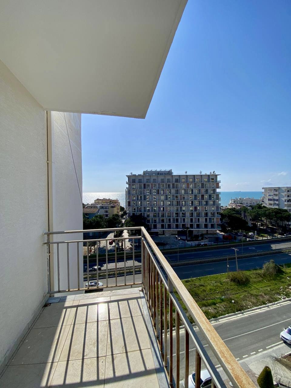 Apartament 1+1 per shitje prane Shkembit te Kavajes, Durres