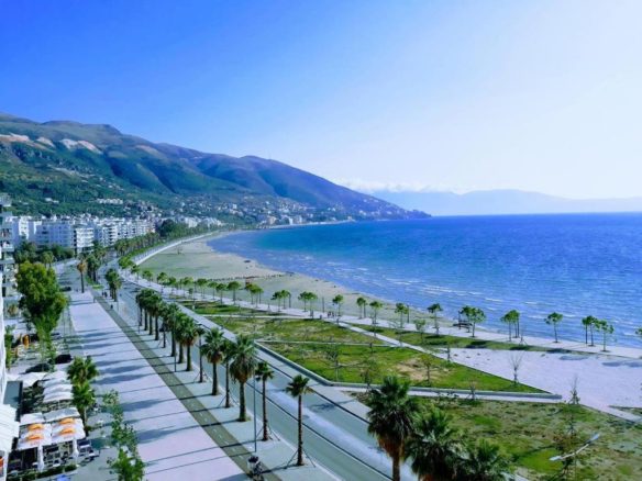 Apartamente 1+1 per shitje, ne Lungomare, Vlore.