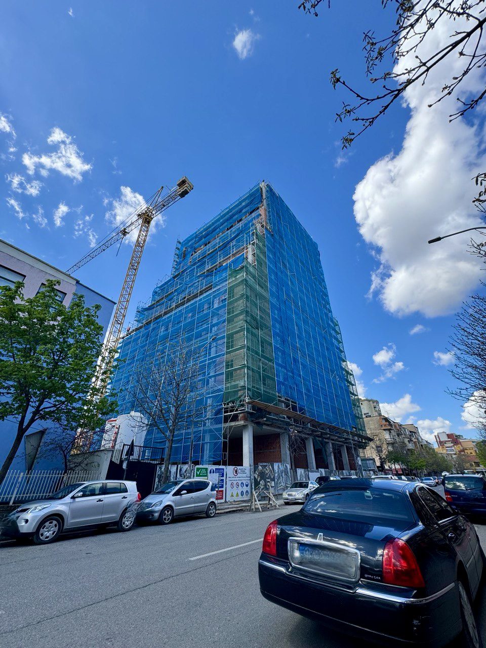 Apartamente per shitje tek Rruga e Barikadave, Tirane