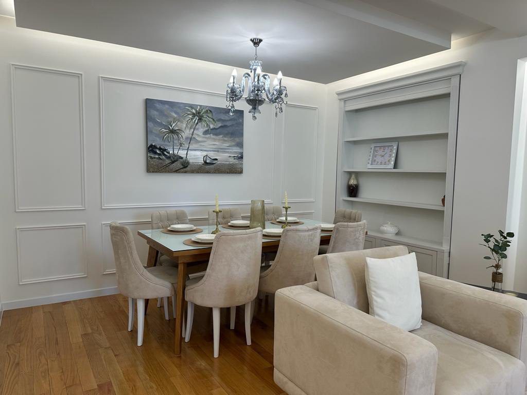 Apartament 3+1 luksoz per qera, te Ambasador 2, Tirane.