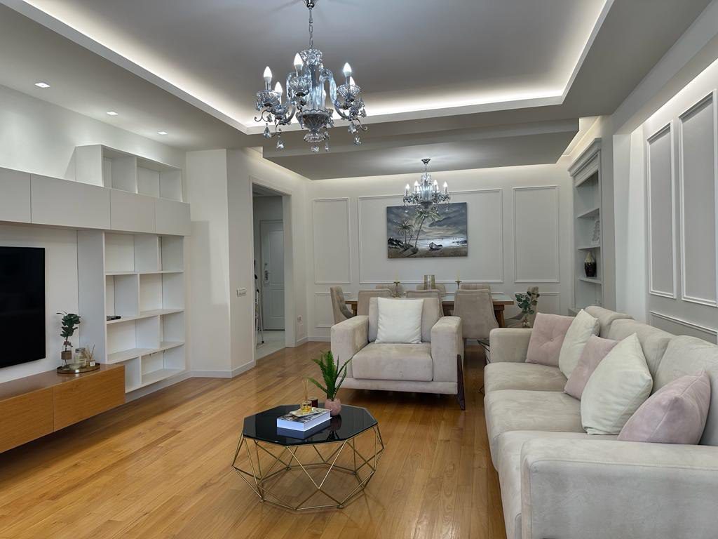 Apartament 3+1 luksoz per qera, te Ambasador 2, Tirane.