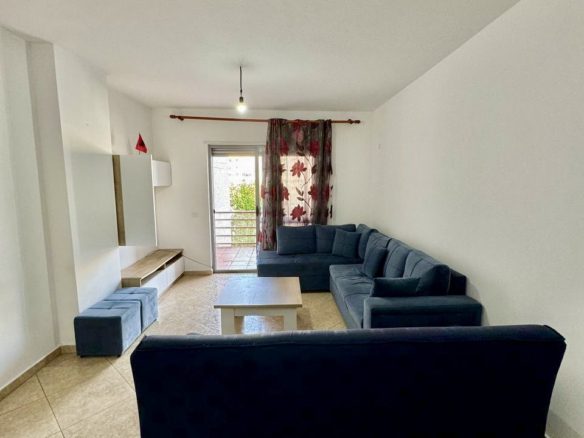 Apartament 2+1 me qera ne Plazh, Durres
