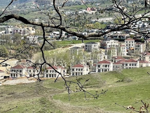 Vile per shitje, “Collina Verde” Residence, Tirane.