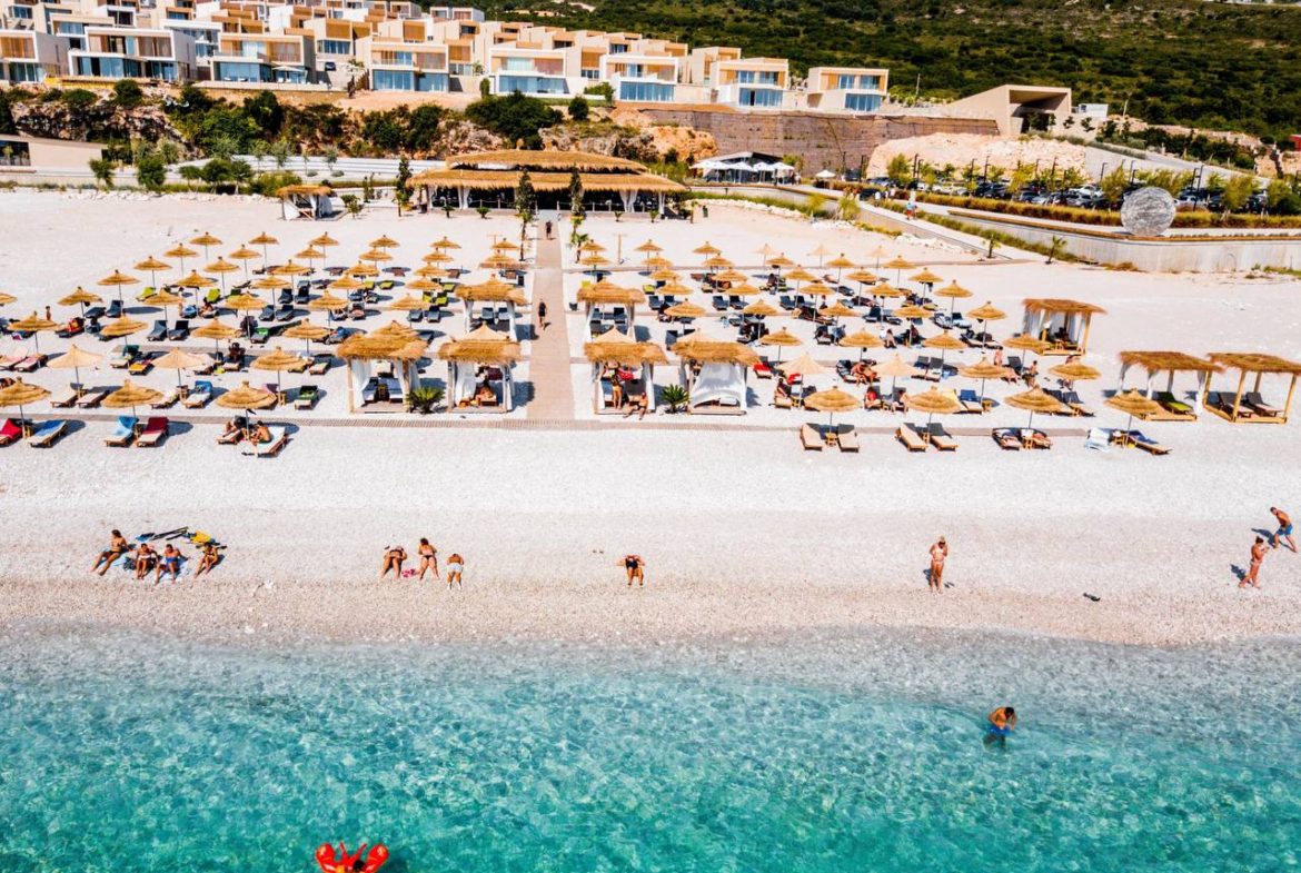 VILE INDIVIDUALE PER SHITJE NE GREEN COAST, PALASE