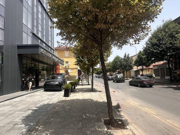 Biznes per shitje, te rruga Dibres, Tirane.