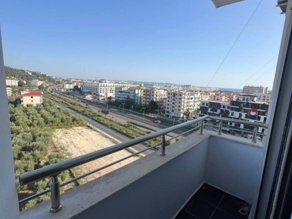 Garsoniere per shitje, te Shkembi Kavajes, Durres.