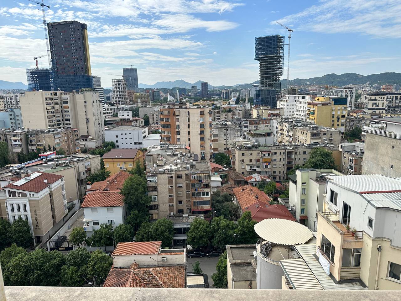 Papafingo per shitje, te Rruga Fortuzi, Tirane.
