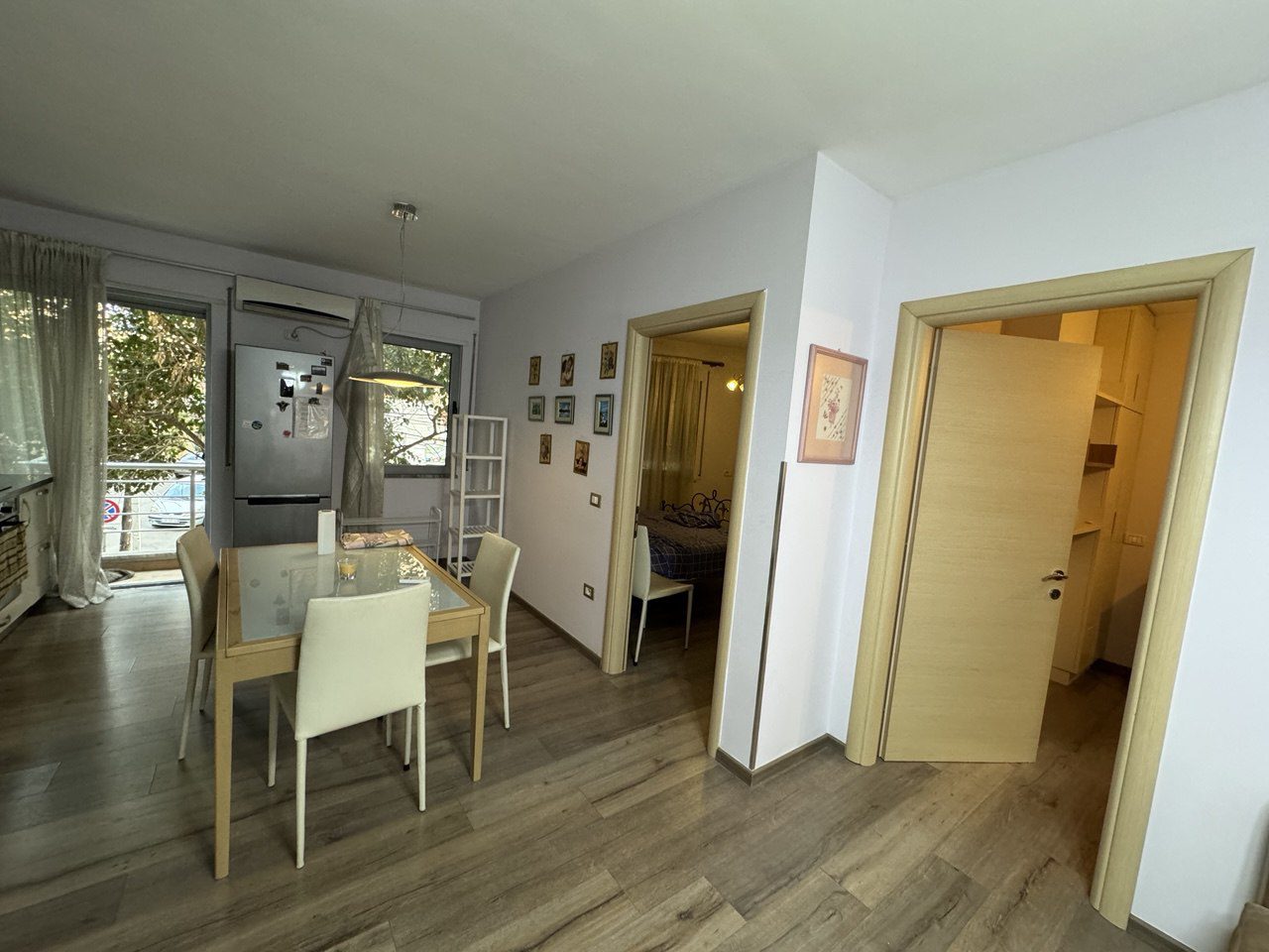 Apartament 2+1 per qera, te Prokuroria, Tirane.