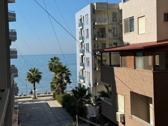 Apartament 1+1 per qera, ne Plazh, Durres.