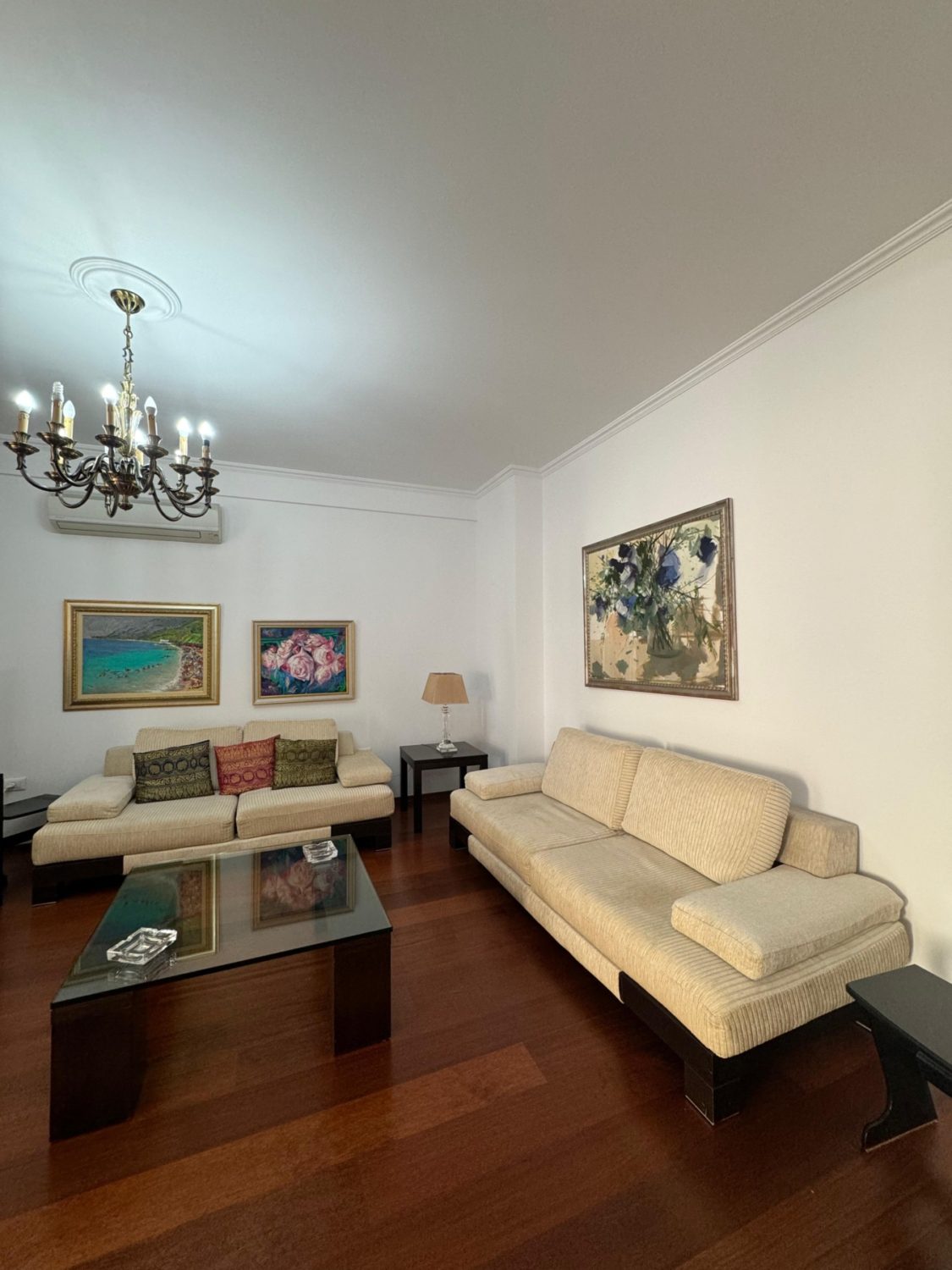 Apartament 2+1 per qera, rruga e Bogdaneve, Tirane.
