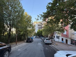 Prone biznesi per shitje, te Fondacioni Eleonora, Tirane.