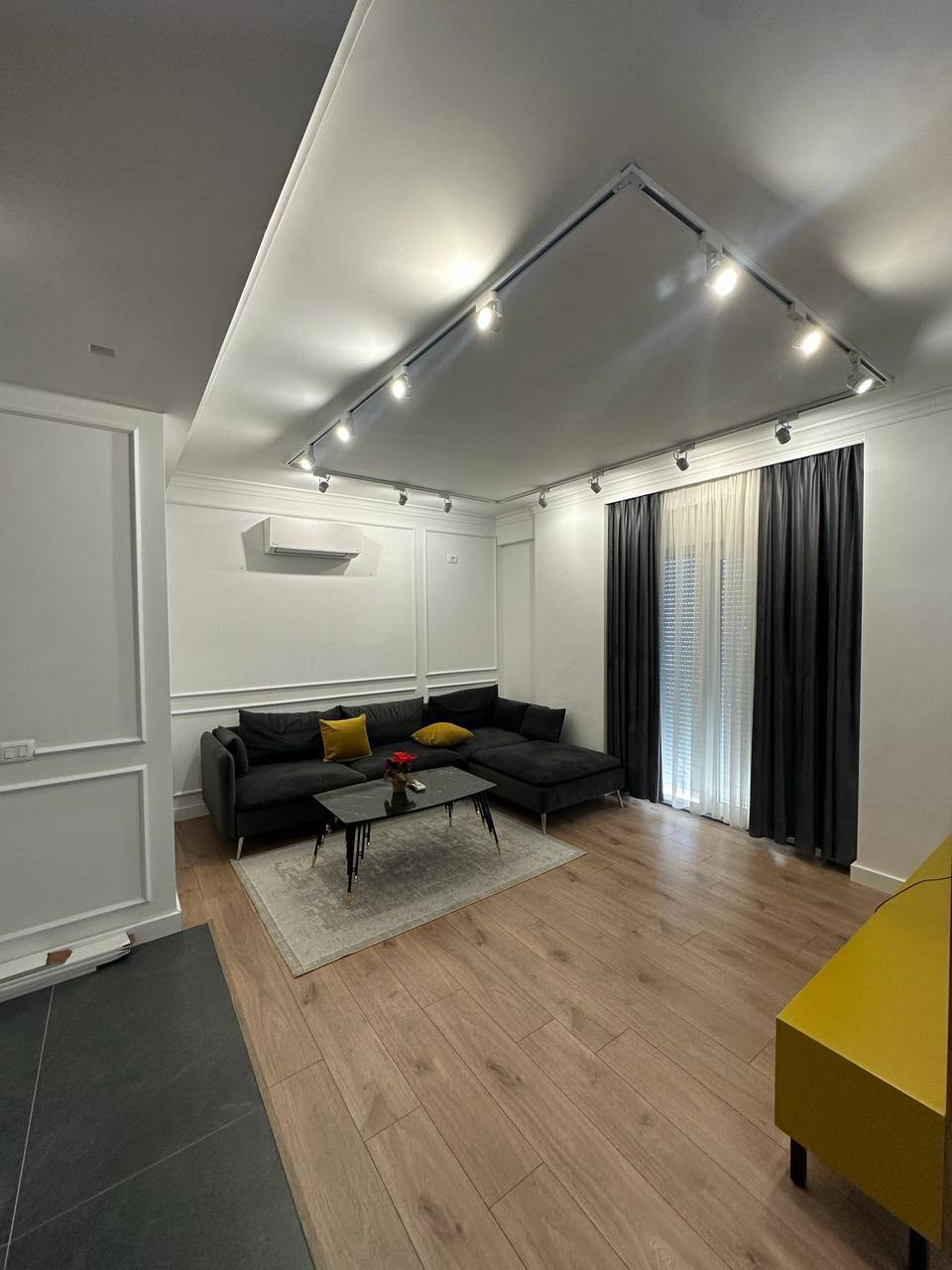 Super apartament 2+1 per shitje, te Vollga, Durres.