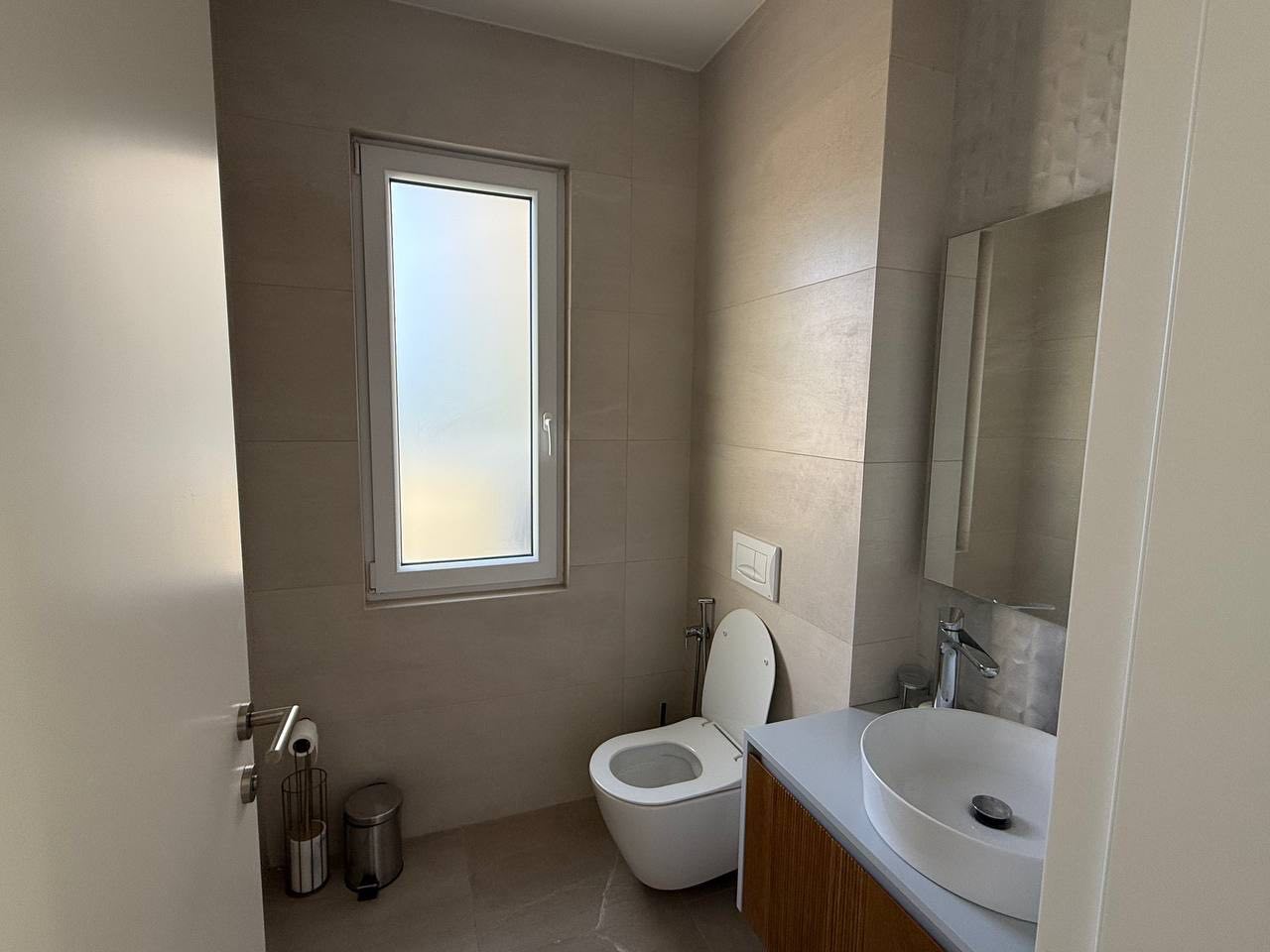 Super vile per qera, Tuscany Villas, prane TEG, Tirane.