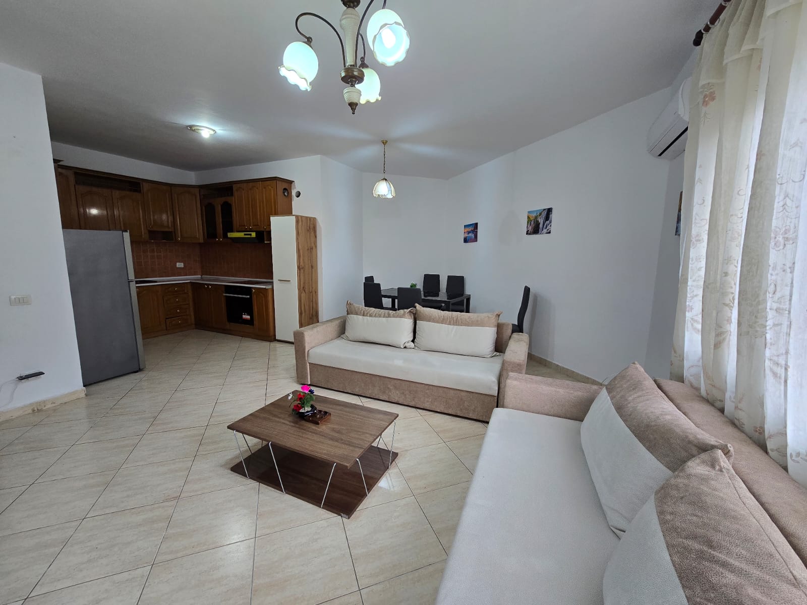 Apartament 2+1 per shitje, prane Bulevardit Zogu I, Tirane.