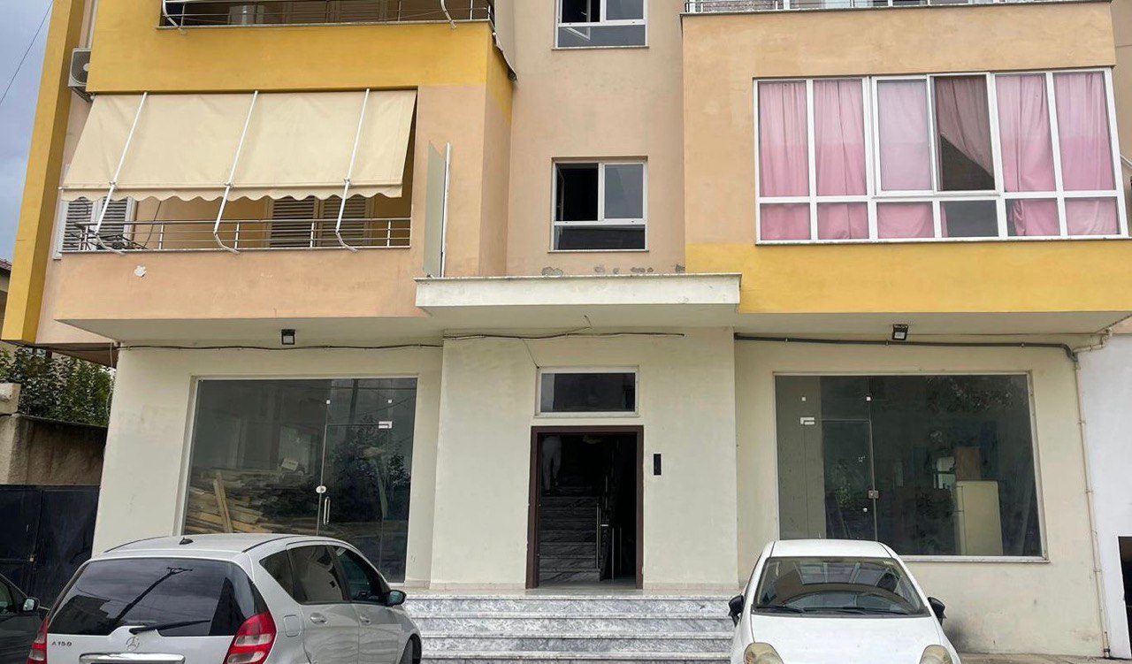 Njesi biznesi per shitje, ne zonen e Freskut, Tirane.