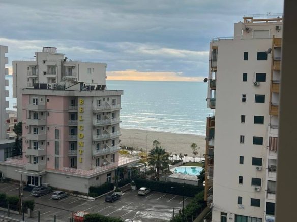 Papafingo per shitje, te Shkembi i Kavajes, Durres.