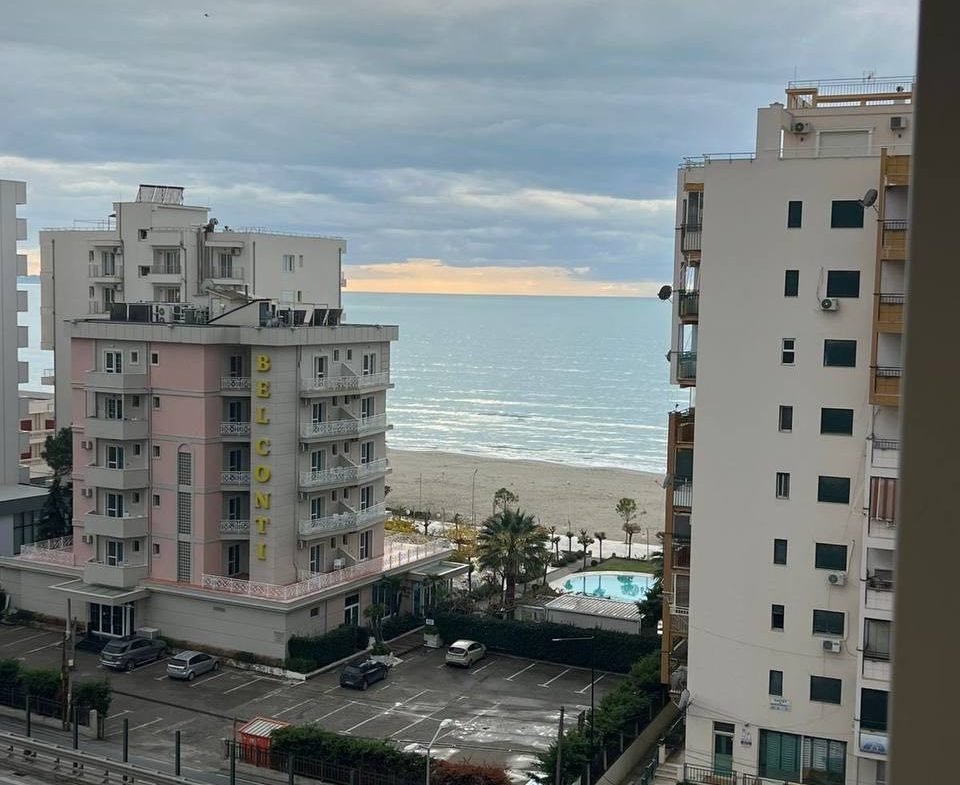 Papafingo per shitje, te Shkembi i Kavajes, Durres.