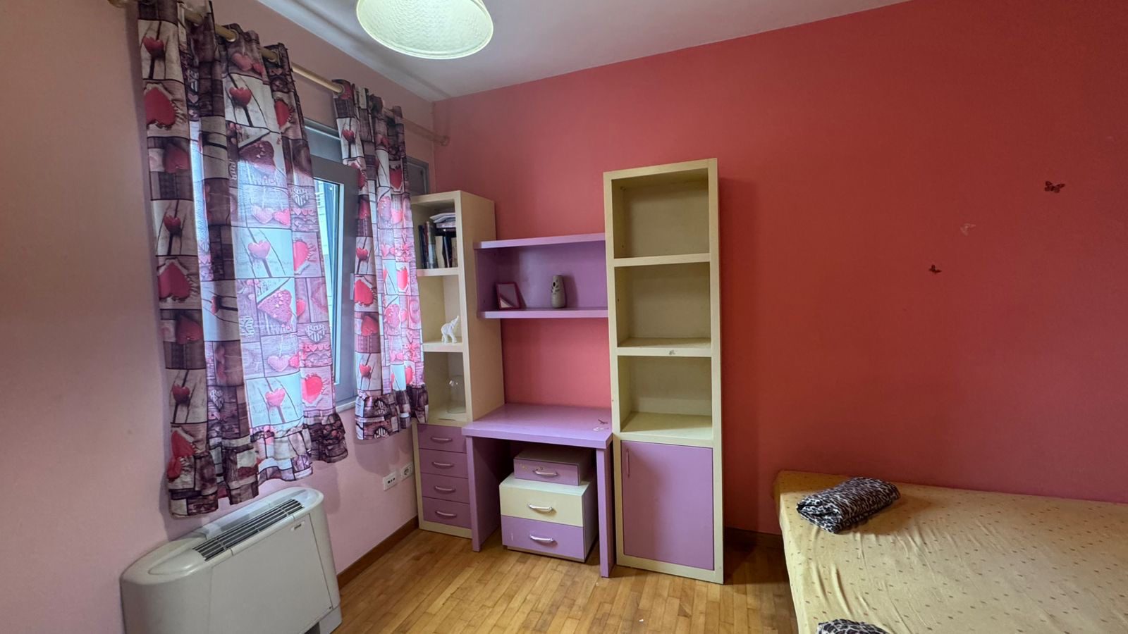 Dy vila per qera, te rruga “Jordan Misja”, Tirane.