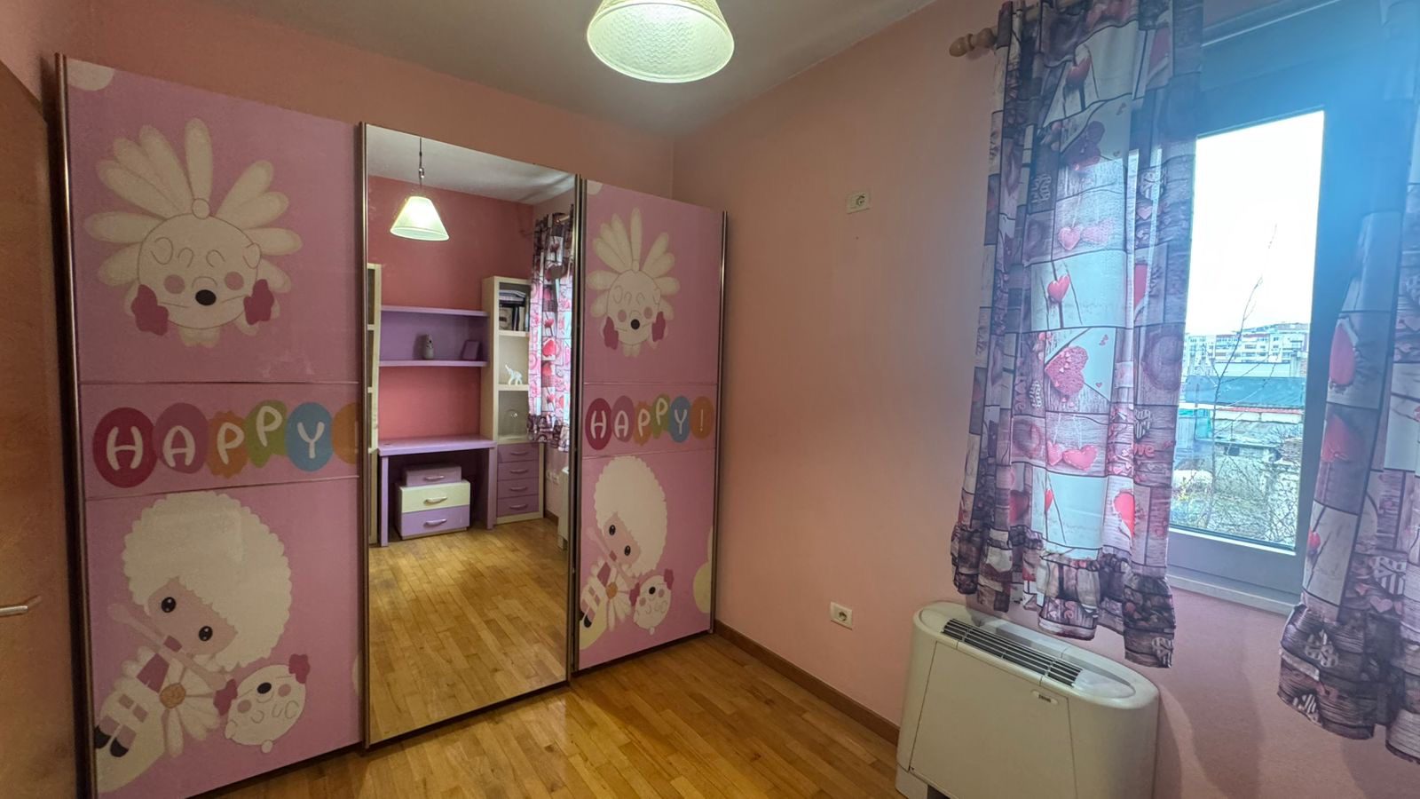 Dy vila per qera, te rruga “Jordan Misja”, Tirane.