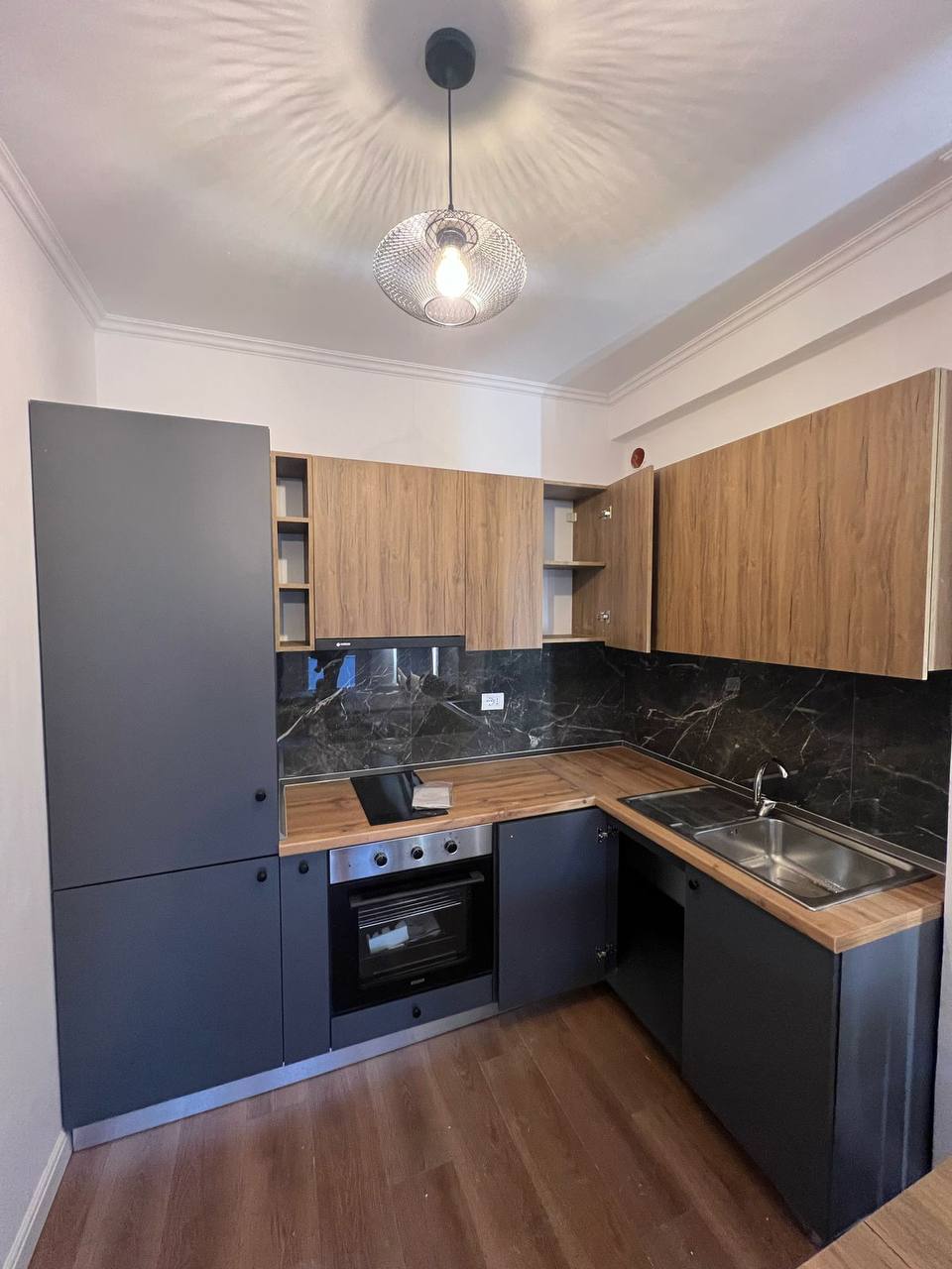 Apartament 1+1 per shitje, te Shkembi Kavajes, Durres.