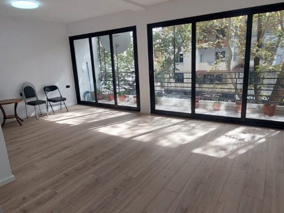 Ambient biznesi per qera, rruga Myslym Shyri, Tirane.