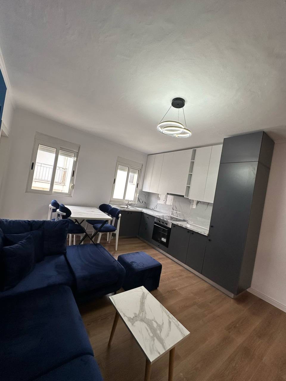 Apartament 2+1 per shitje, te Shkembi Kavajes, Tirane.